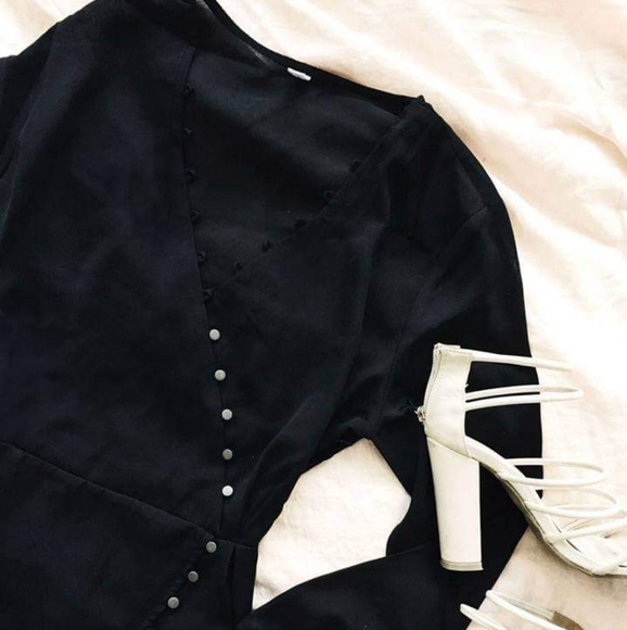 Gentle Fawn Elijah Faux-Wrap Dress in Black Small - Picture 2 of 9